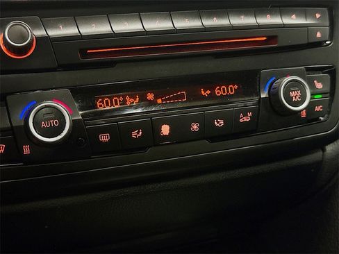 Used 2014 BMW 328i xDrive Sedan image 17