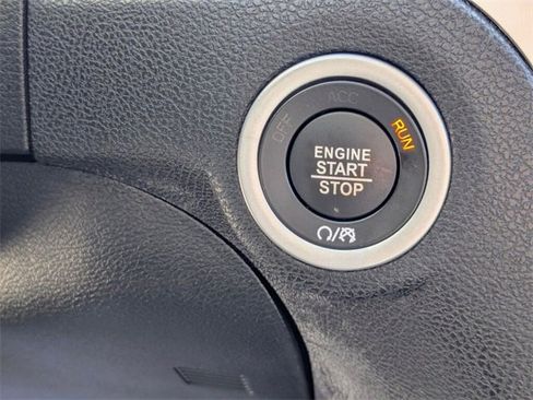 Used 2023 Chrysler 300 Touring image 22