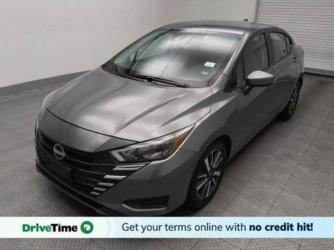 Used 2025 Nissan Versa SV FWD image 1
