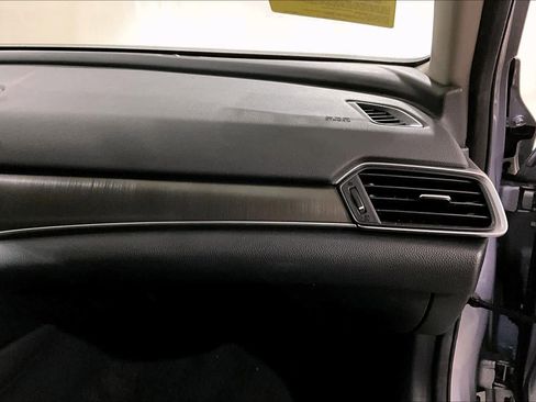 Used 2019 Honda Accord LX image 19