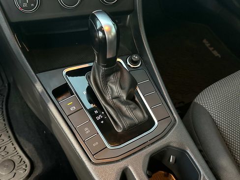 Used 2021 Volkswagen Jetta S image 21