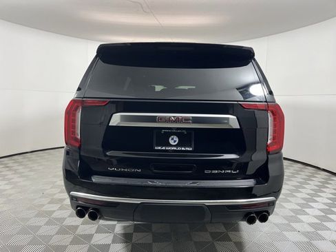 Used 2023 GMC Yukon XL Denali image 6