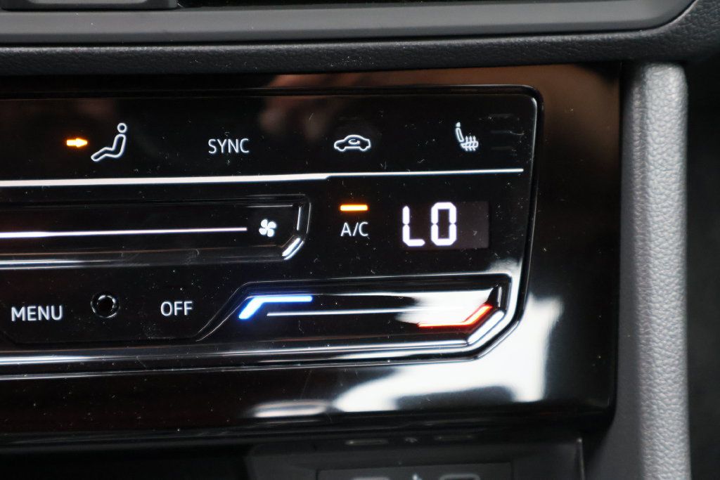 Used 2026 Volkswagen Jetta Sport FWD image 19
