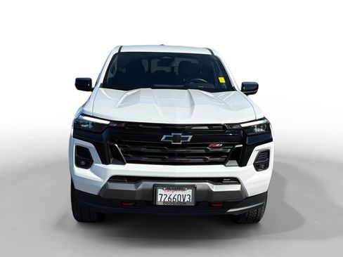 Used 2023 Chevrolet Colorado Z71 w/ Z71 Convenience Package 2 image 8