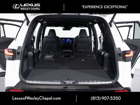 New 2026 Lexus TX 500h AWD w/ Technology Package image 5