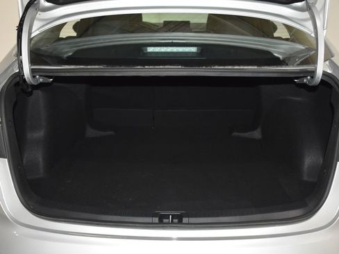 Used 2024 Toyota Corolla LE image 28