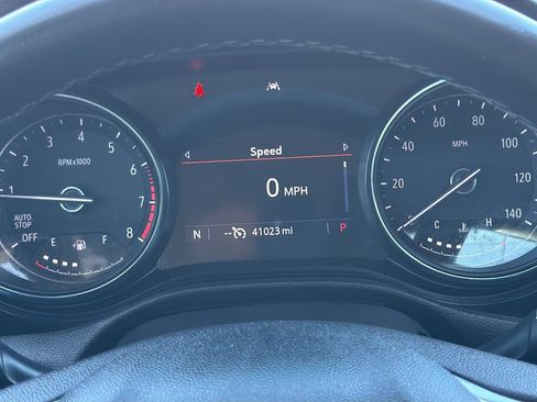 Used 2020 Buick Encore GX Select w/ Sport Touring Package image 17