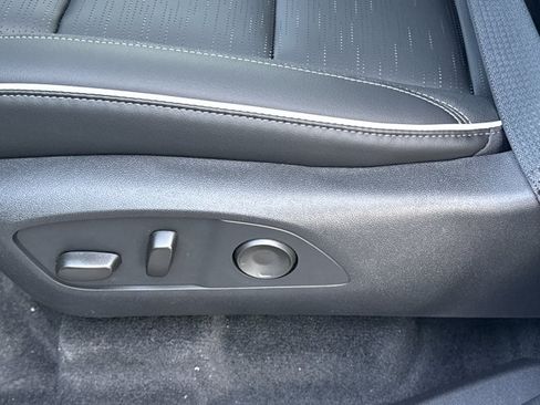 New 2026 Buick Enclave Sport Touring w/ Power Package AWD/4WD image 18