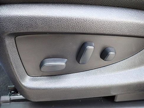 Used 2018 GMC Sierra 1500 SLT image 13