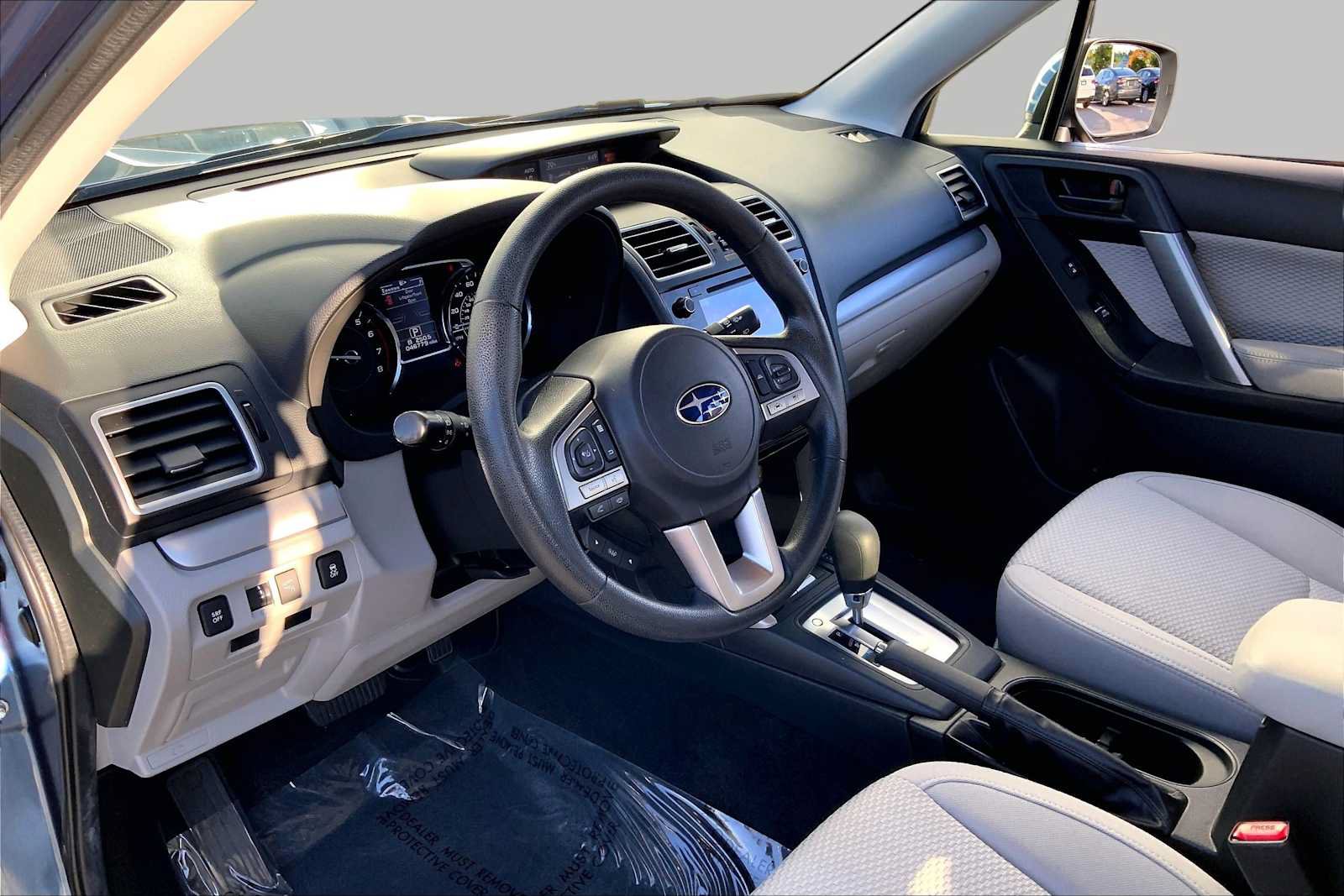 Used 2017 Subaru Forester 2.5i Premium AWD/4WD image 18