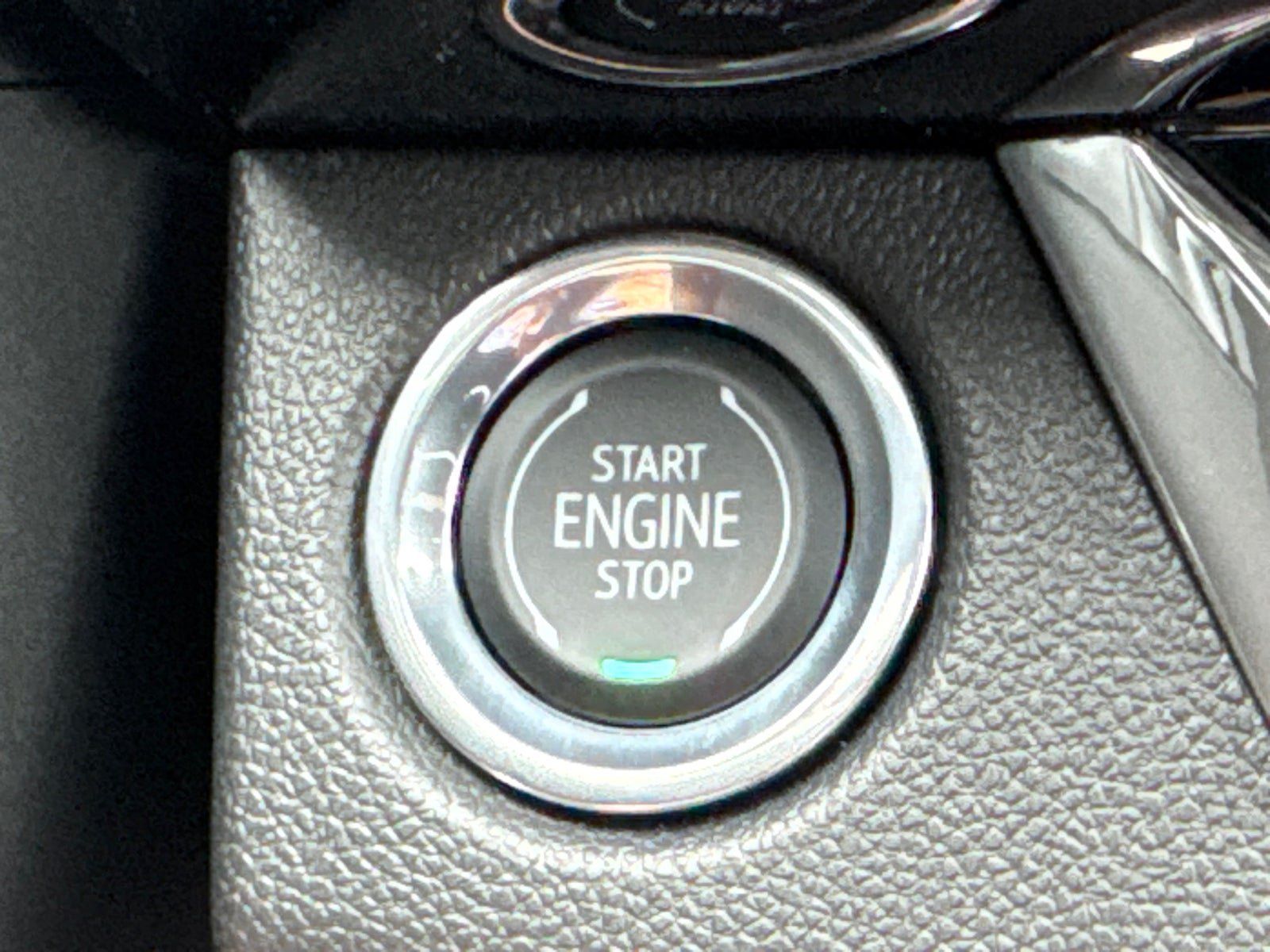 Used 2026 Buick Envista Sport Touring w/ Convenience I Package FWD image 32