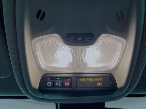 Used 2023 Buick Encore GX Preferred w/ Cold Weather Comfort Package image 21