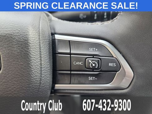 Used 2024 Jeep Compass Latitude w/ Convenience Group image 19