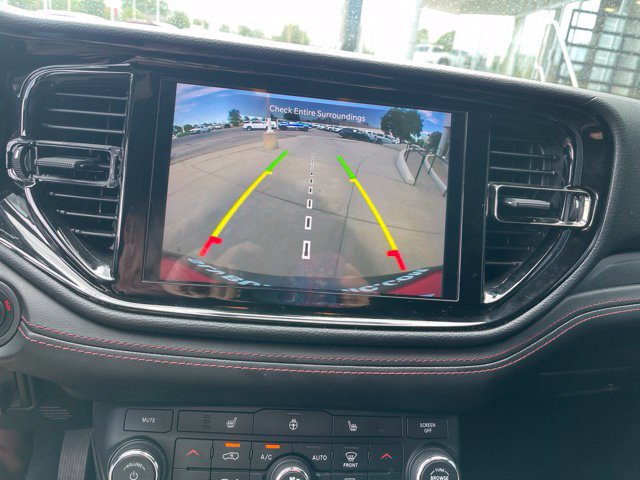Used 2022 Dodge Durango R/T w/ Blacktop Package AWD/4WD image 10