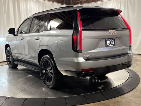 Used 2024 Cadillac Escalade Sport AWD/4WD image 9