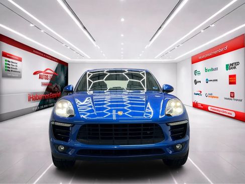Used 2016 Porsche Macan S w/ Infotainment Package AWD/4WD image 3