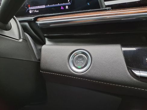 Used 2024 Cadillac Escalade ESV Luxury RWD image 27