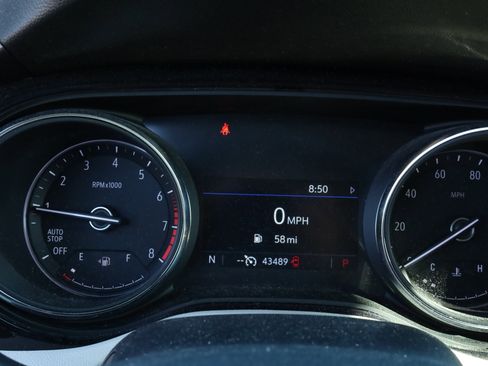 Used 2021 Buick Encore GX Preferred image 19