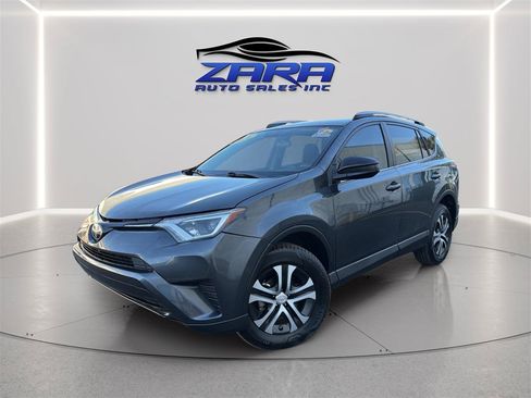 Used 2016 Toyota RAV4 LE AWD/4WD image 1
