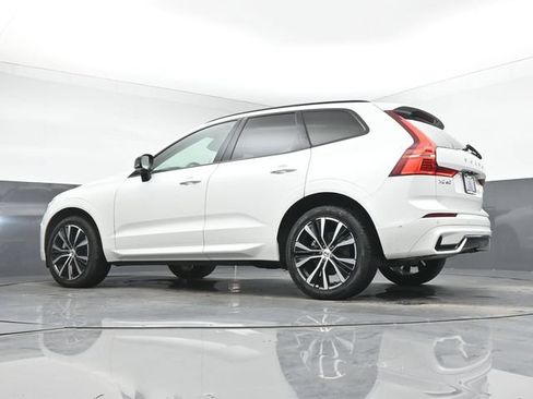 Used 2024 Volvo XC60 B5 Plus w/ Protection Package Premier AWD/4WD image 14
