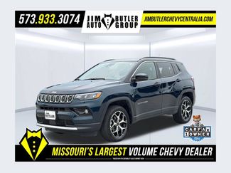 Used 2026 Jeep Compass Limited w/ Sun, Sound & Navigation Group AWD/4WD 360° Tour