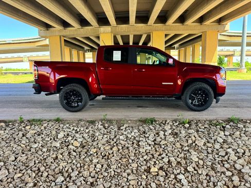 Used 2021 GMC Canyon Elevation w/ Trailering Package AWD/4WD image 2