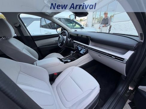 Used 2026 Hyundai Tucson SEL FWD image 3