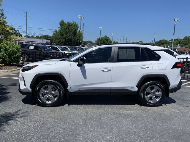 Certified 2025 Toyota RAV4 LE AWD/4WD image 5
