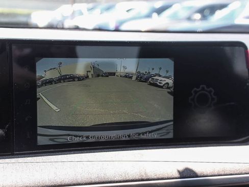 Used 2025 Nissan Kicks SV FWD image 31