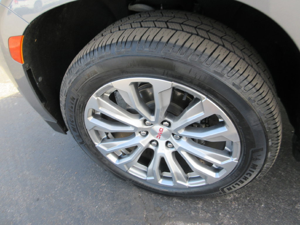 Used 2022 GMC Yukon Denali AWD/4WD image 15