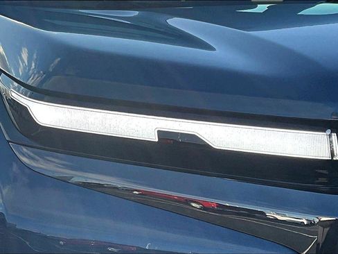 Used 2024 Chevrolet Traverse Z71 w/ Enhanced Driving Package image 31