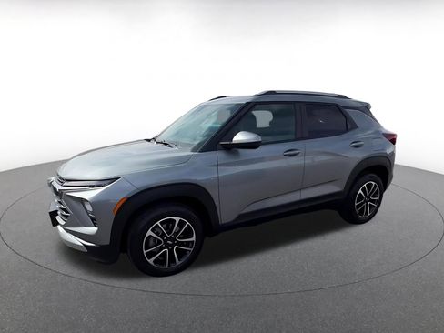 Used 2025 Chevrolet TrailBlazer LT image 7