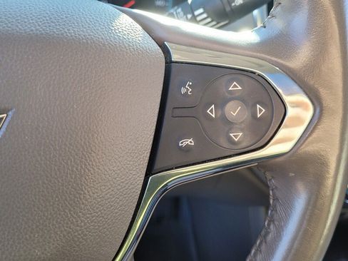 Used 2019 Chevrolet Traverse LT w/ LT Premium Package image 22