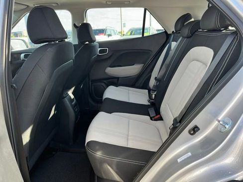 New 2026 Hyundai Venue SEL FWD image 18