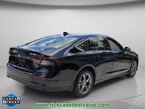 Used 2023 Honda Accord EX image 7