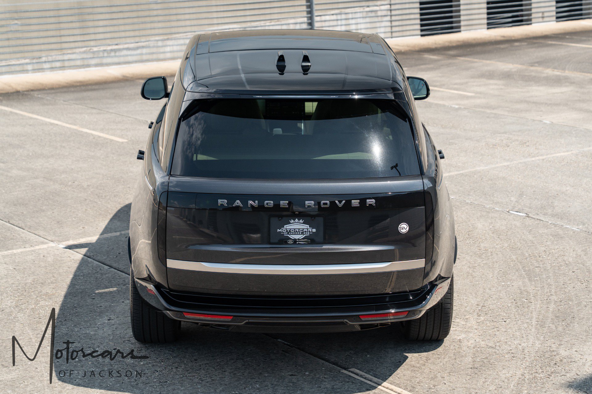 Used 2025 Land Rover Range Rover SV AWD/4WD image 39