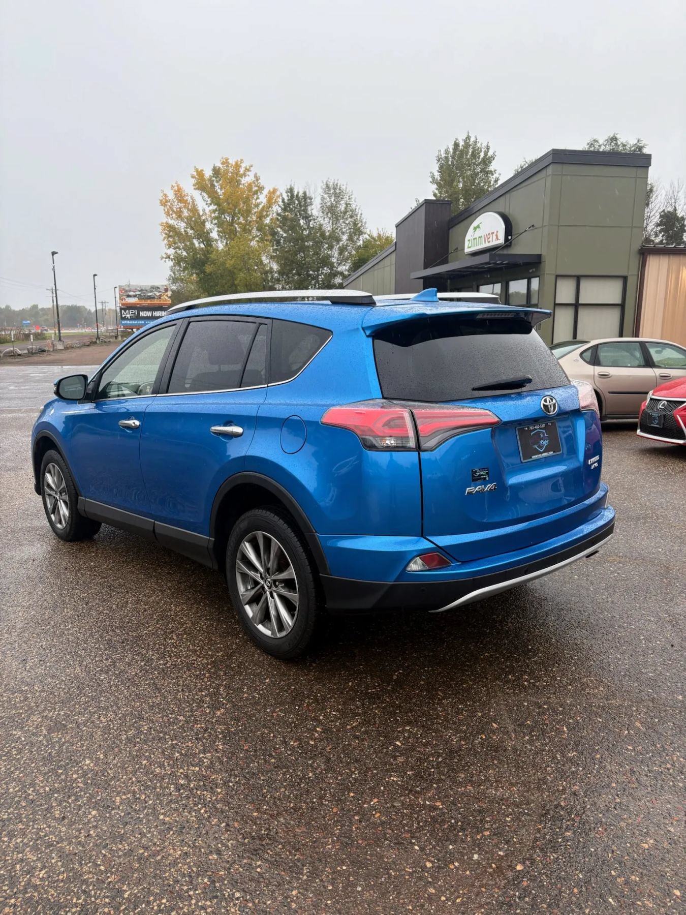 Used 2016 Toyota RAV4 Limited AWD/4WD image 8