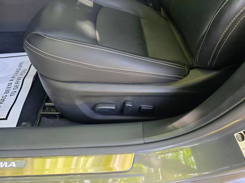 Used 2025 Nissan Altima 2.5 SL AWD/4WD image 17