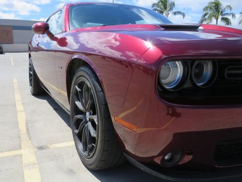 Used 2017 Dodge Challenger R/T w/ Blacktop Package RWD image 6