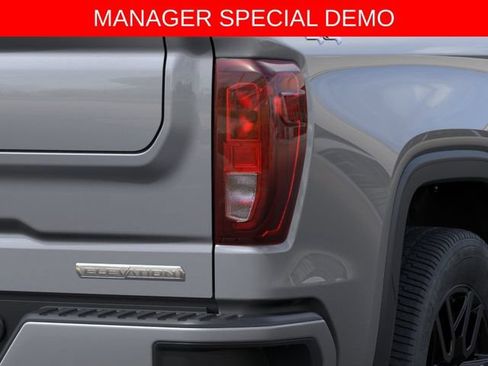 Used 2026 GMC Sierra 1500 Elevation AWD/4WD image 11