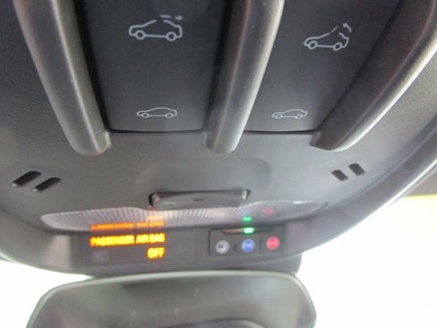 New 2026 Chevrolet Trax RS w/ Sunroof Package image 37