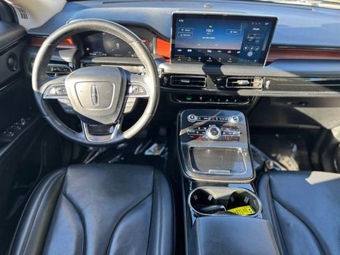 Used 2021 Lincoln Nautilus Reserve w/ Monochromatic Package image 17