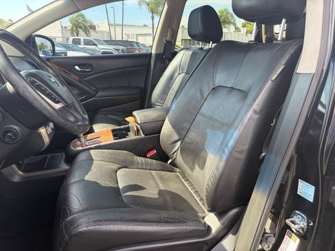 Used 2011 Nissan Murano LE w/ Navigation Pkg AWD/4WD image 12