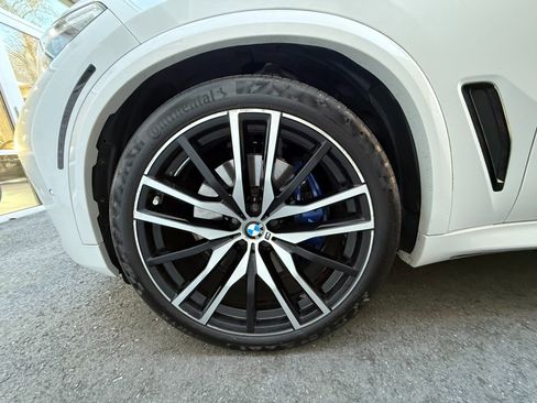 Used 2019 BMW X5 xDrive50i image 28