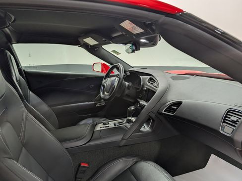 Used 2017 Chevrolet Corvette Stingray Coupe w/ 1LT image 15