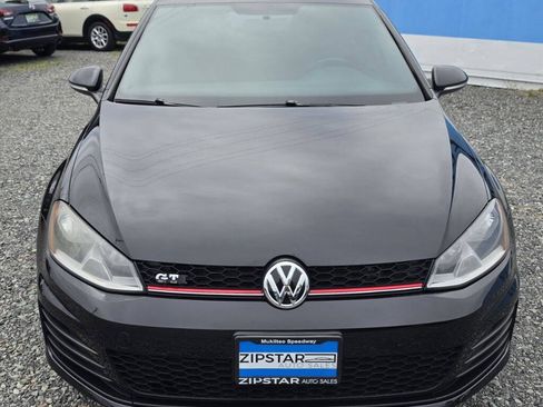 Used 2015 Volkswagen GTI SE FWD image 2
