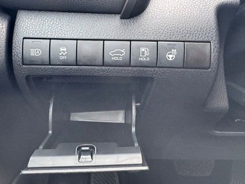 Used 2021 Toyota Camry SE w/ Cold Weather Package image 30