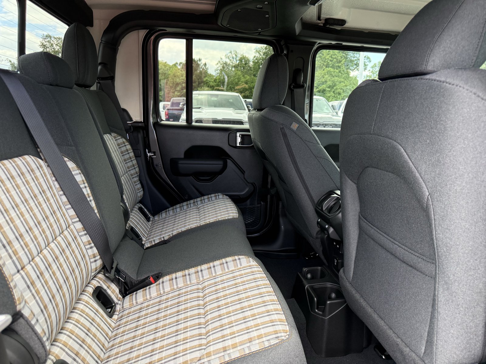 New 2026 Jeep Gladiator Sport AWD/4WD image 12