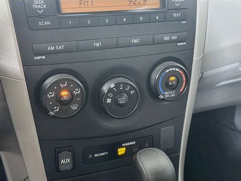 Used 2009 Toyota Corolla LE FWD image 21