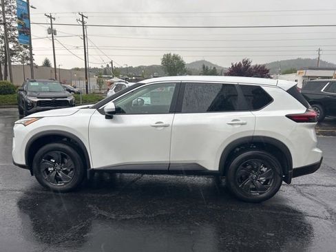 New 2026 Nissan Rogue SV AWD/4WD image 6